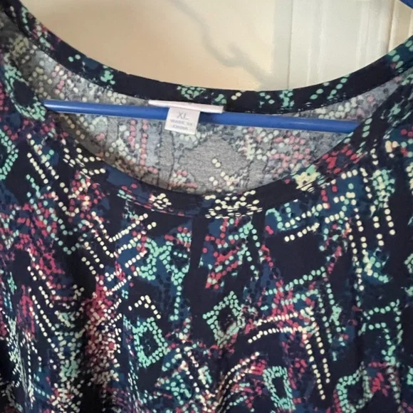 LuLaRoe Carly High Low Dress - Multicolor Pattern - Picture 2 of 2